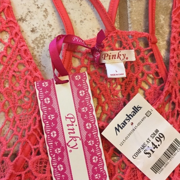 NWT - crochet tank top - Picture 4 of 4